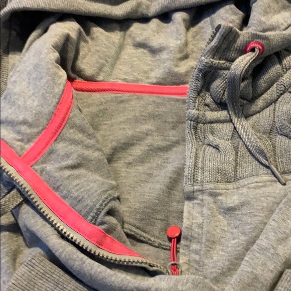 Lululemon quilted zip up - Picture 5 of 7